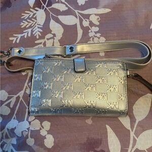 NEW Michael Kors Jet Set Double Zip Wristlet Wallet in Silver NWOT